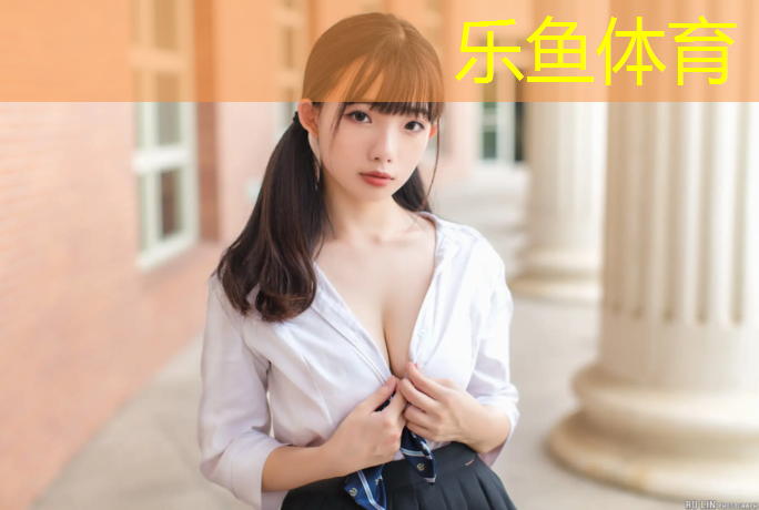 乐鱼体育,父子泳池时光：家庭自制游泳池为你带来水中乐趣