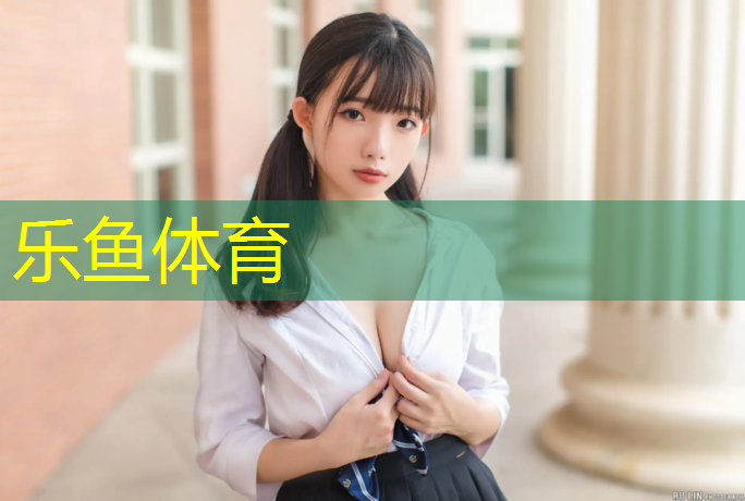父子泳池时光：家庭自制游泳池为你带来水中乐趣